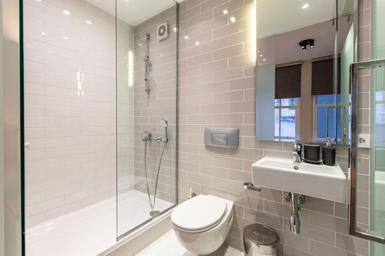 Mesmerizing Flat With Bosphorus View In Beyoglu Apartment อิสตันบูล ภายนอก รูปภาพ