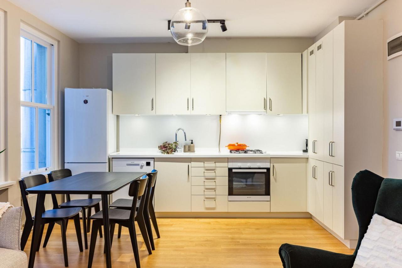 Mesmerizing Flat With Bosphorus View In Beyoglu Apartment อิสตันบูล ภายนอก รูปภาพ