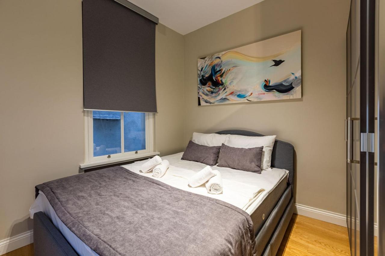 Mesmerizing Flat With Bosphorus View In Beyoglu Apartment อิสตันบูล ภายนอก รูปภาพ
