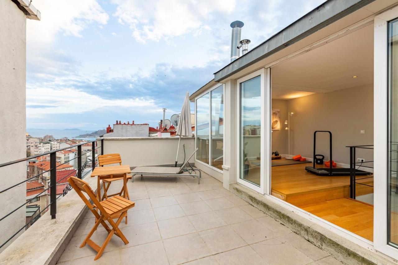 Mesmerizing Flat With Bosphorus View In Beyoglu Apartment อิสตันบูล ภายนอก รูปภาพ