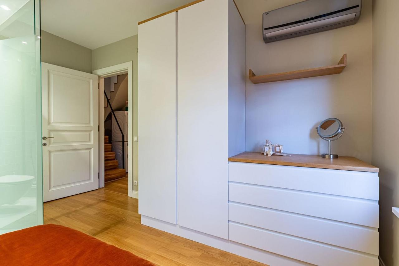Mesmerizing Flat With Bosphorus View In Beyoglu Apartment อิสตันบูล ภายนอก รูปภาพ